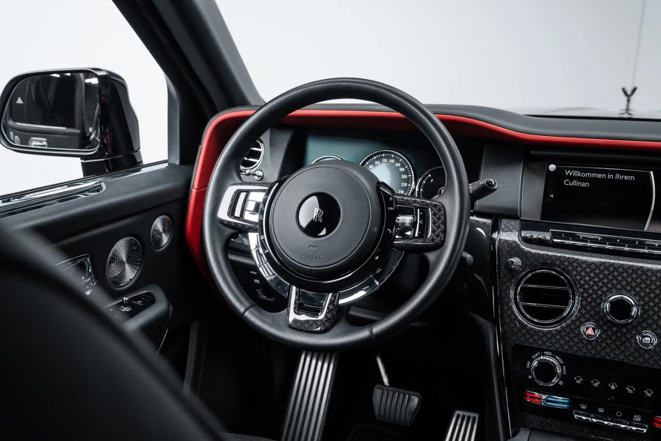 2020 Rolls-Royce Cullinan Black Badge, 11/18