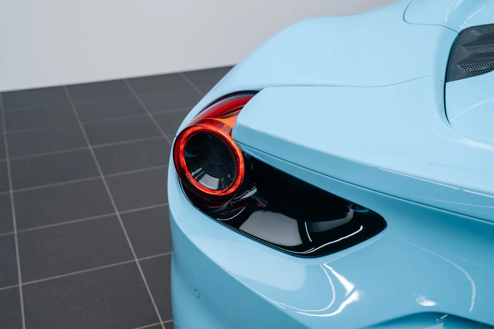 2018 Ferrari 488 Spider, 10/27