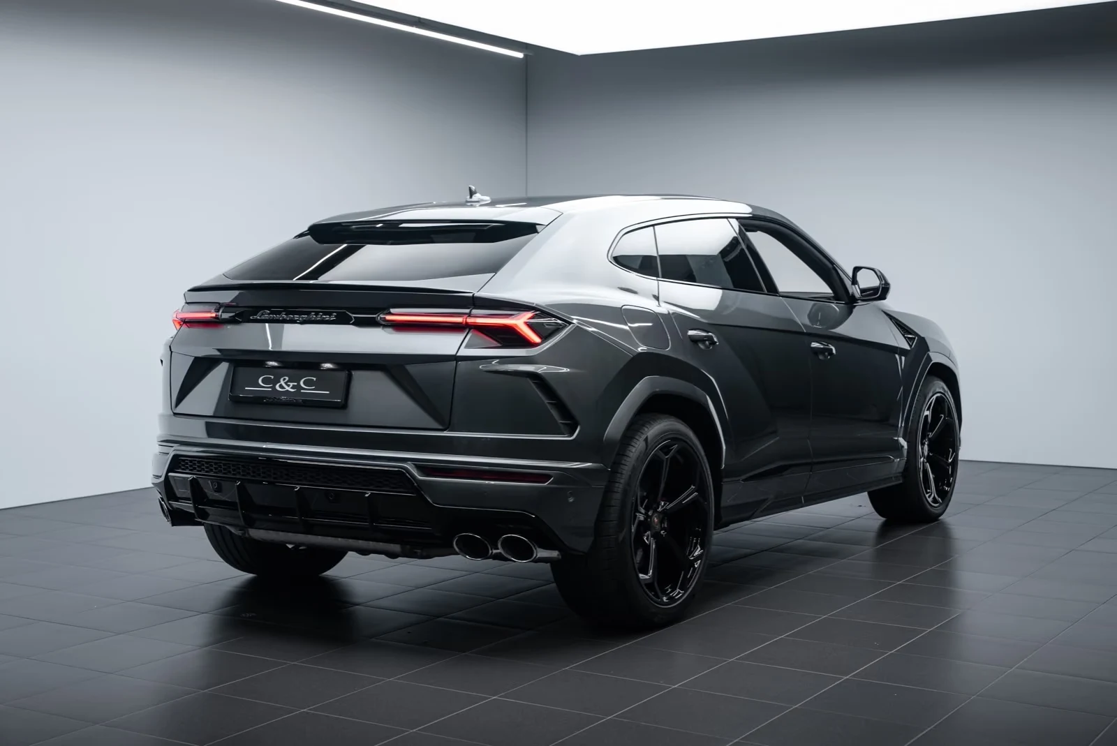 2019 Lamborghini Urus, 4/26