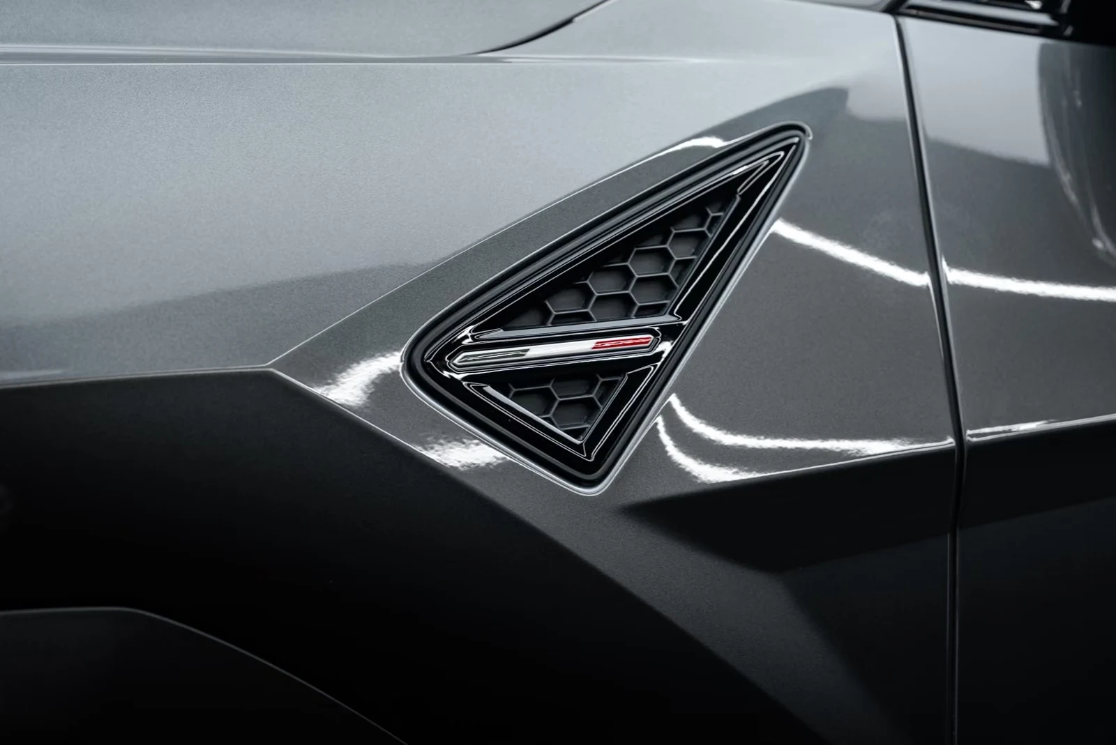 2019 Lamborghini Urus, 8/26