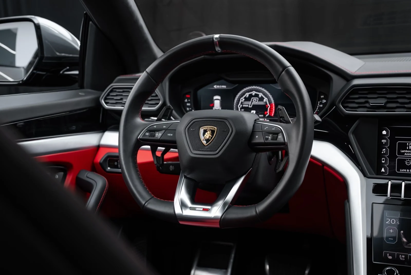 2019 Lamborghini Urus, 11/26