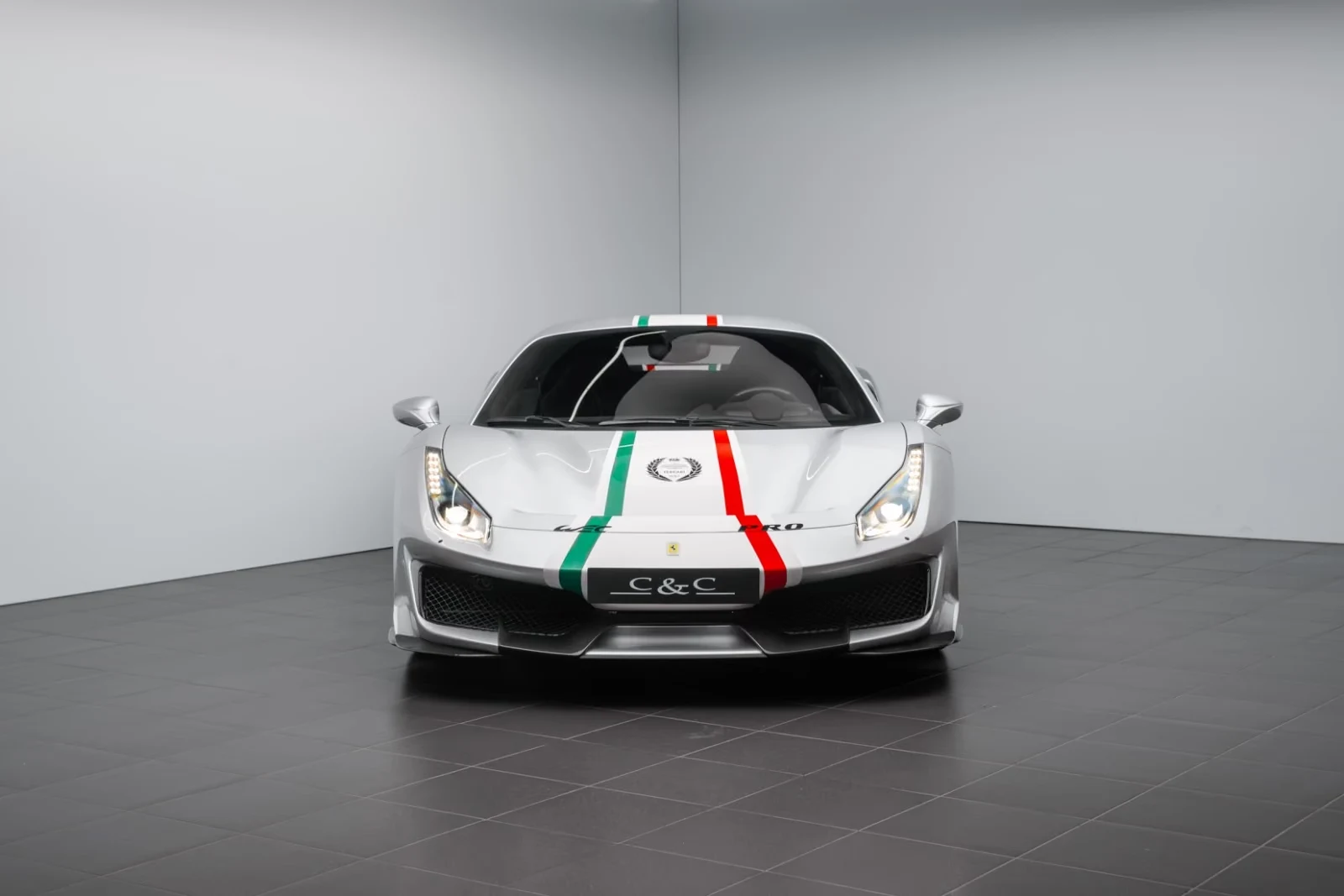 2021 Ferrari 488 Pista Piloti, 2/28