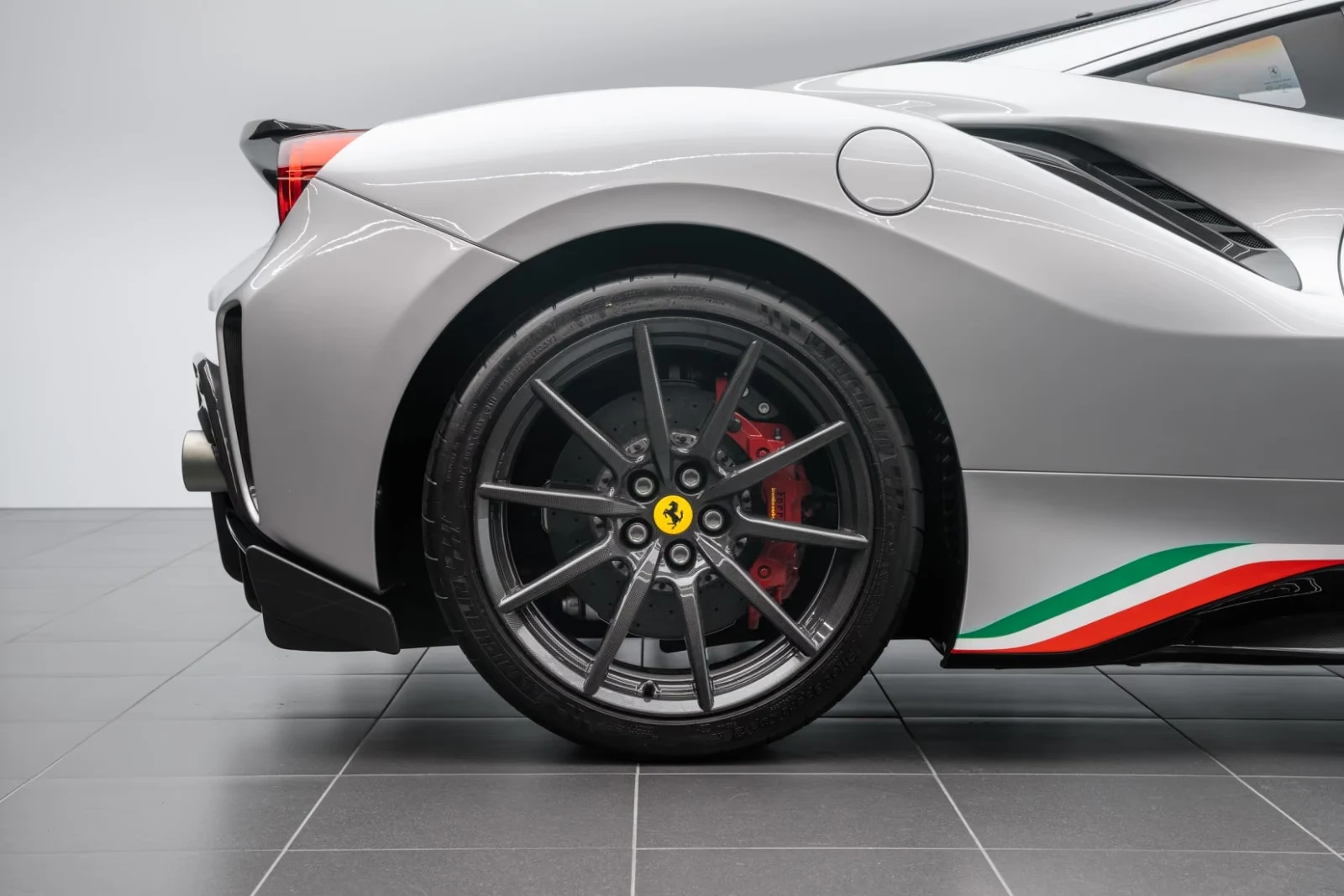 2021 Ferrari 488 Pista Piloti, 5/28