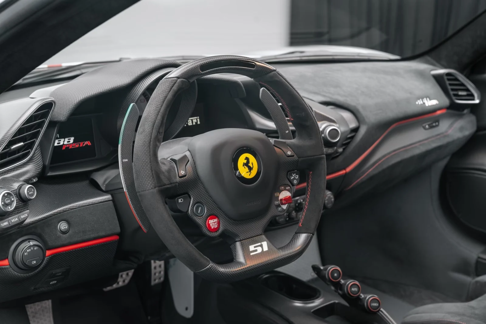 2021 Ferrari 488 Pista Piloti, 11/28