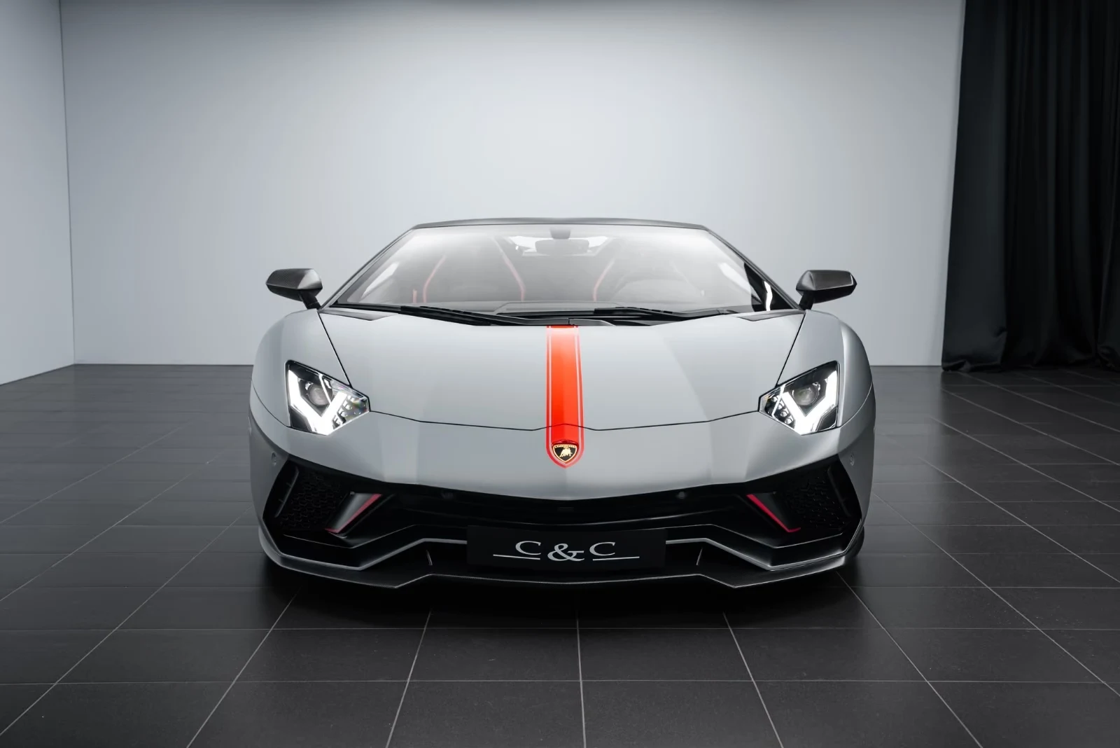 2022 Lamborghini Aventador Ultimae Roadster, 2/27