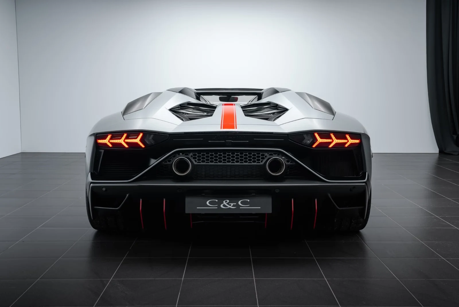 2022 Lamborghini Aventador Ultimae Roadster, 4/27