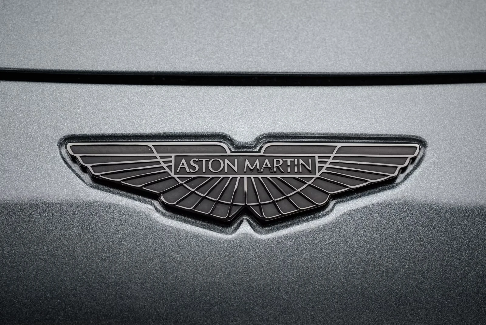 2023 Aston Martin V12 Vantage Roadster, 9/23