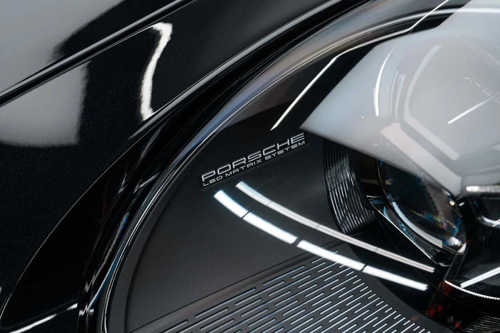 2023 Porsche 911 (992) Turbo S, 7/25
