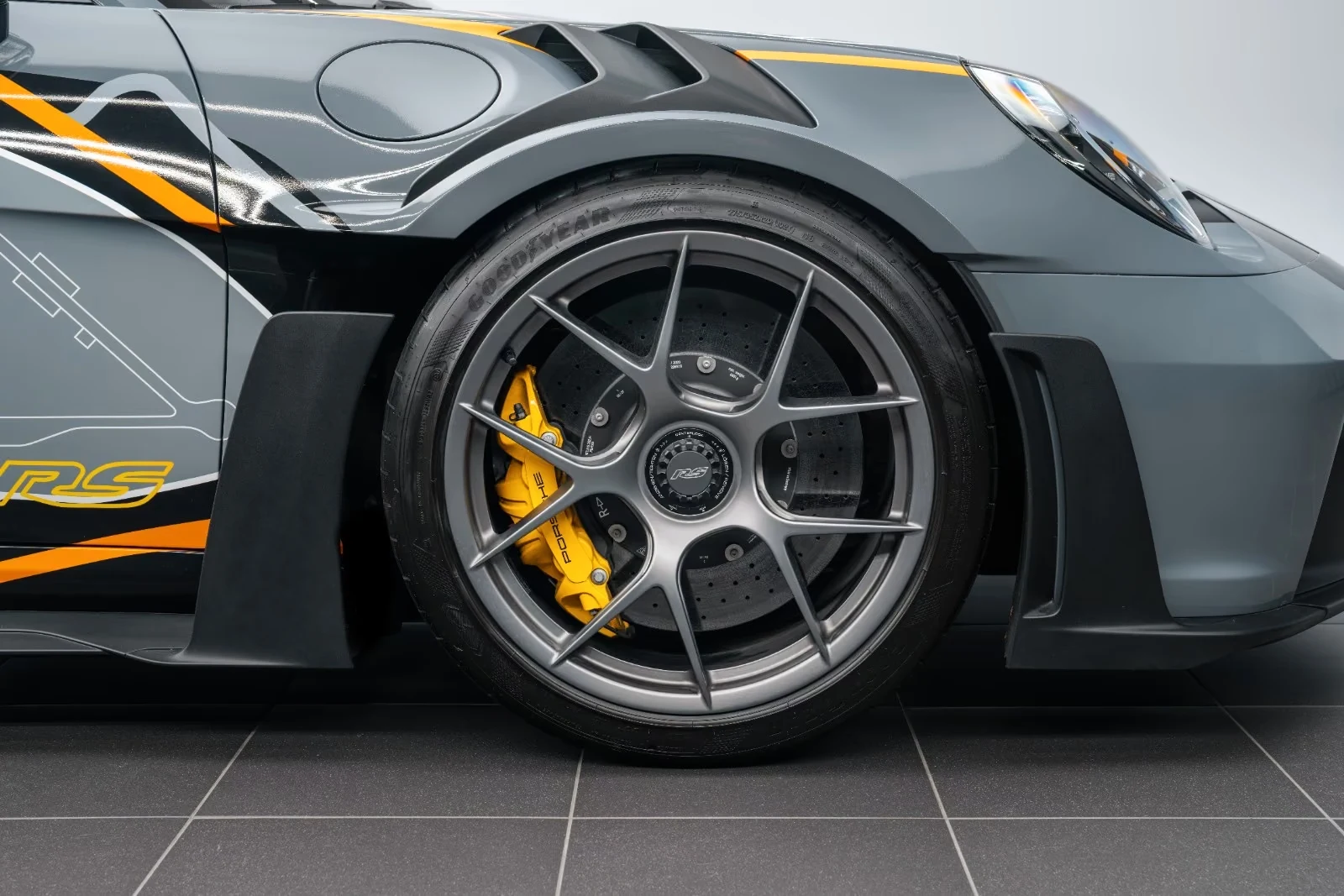2024 Porsche 911 (992) GT3 RS, 6/29