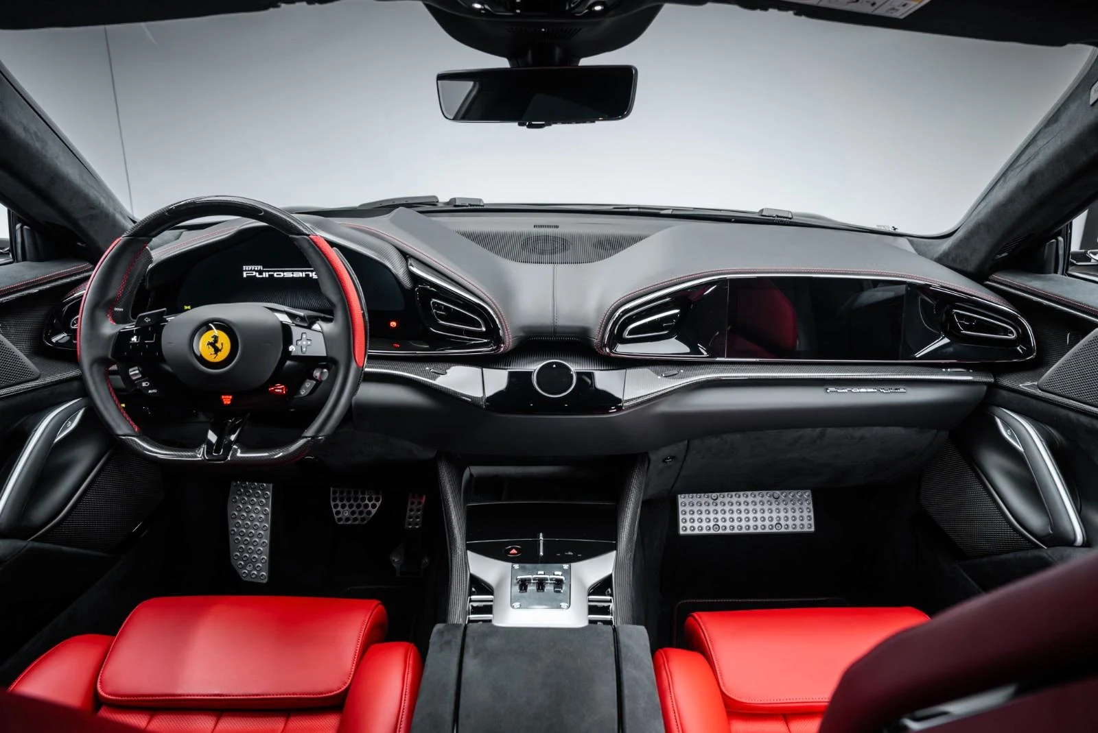 2025 Ferrari Purosangue, 18/33