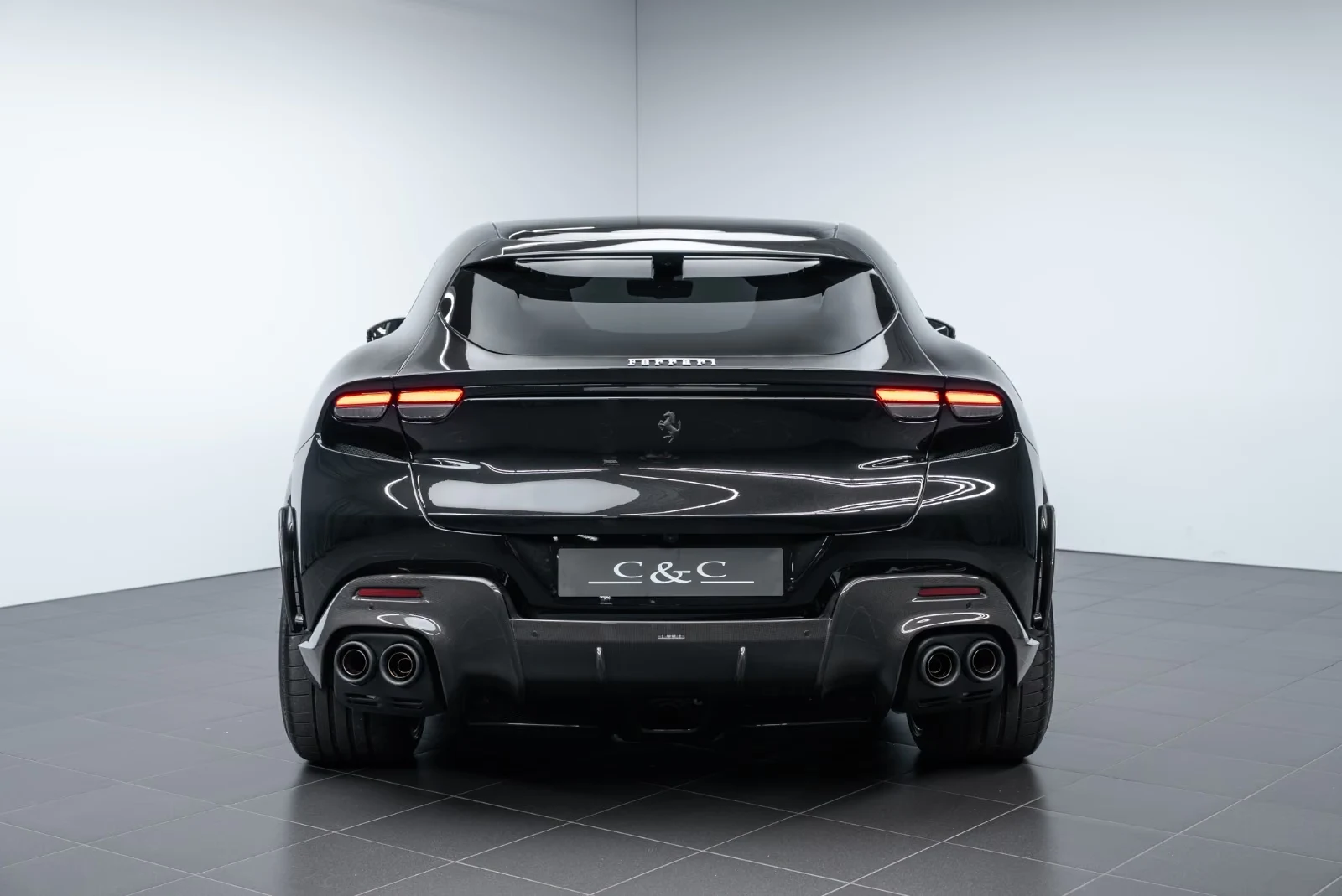 2025 Ferrari Purosangue, 4/30