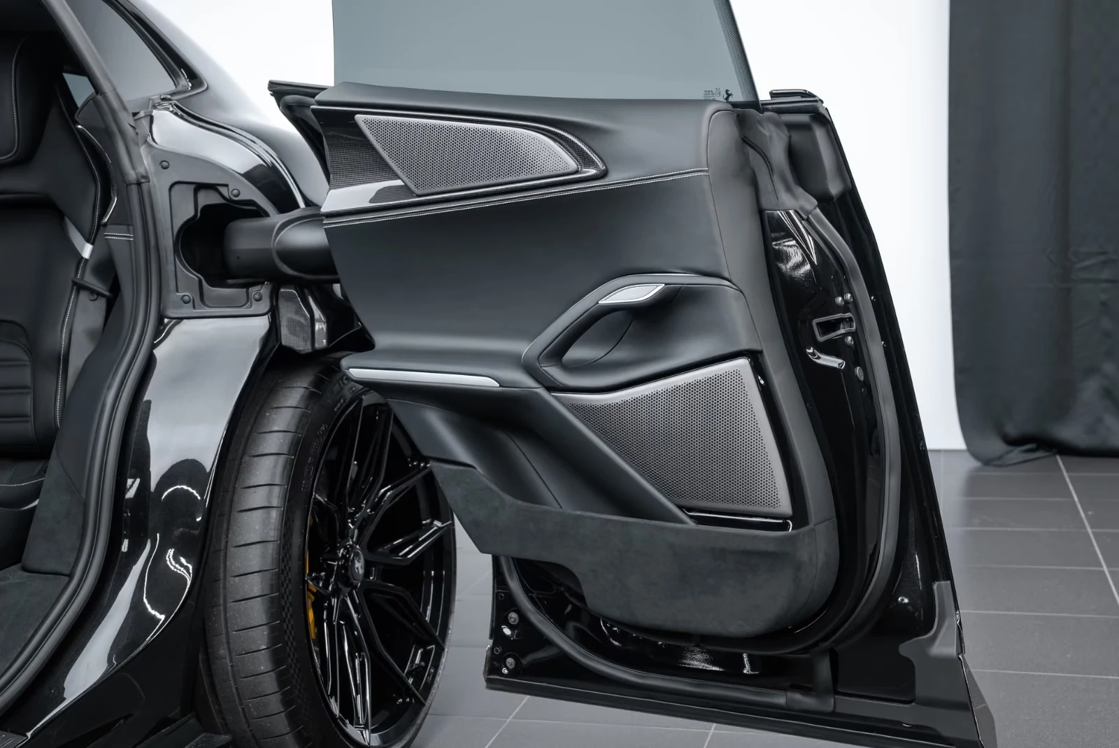 2025 Ferrari Purosangue, 17/30