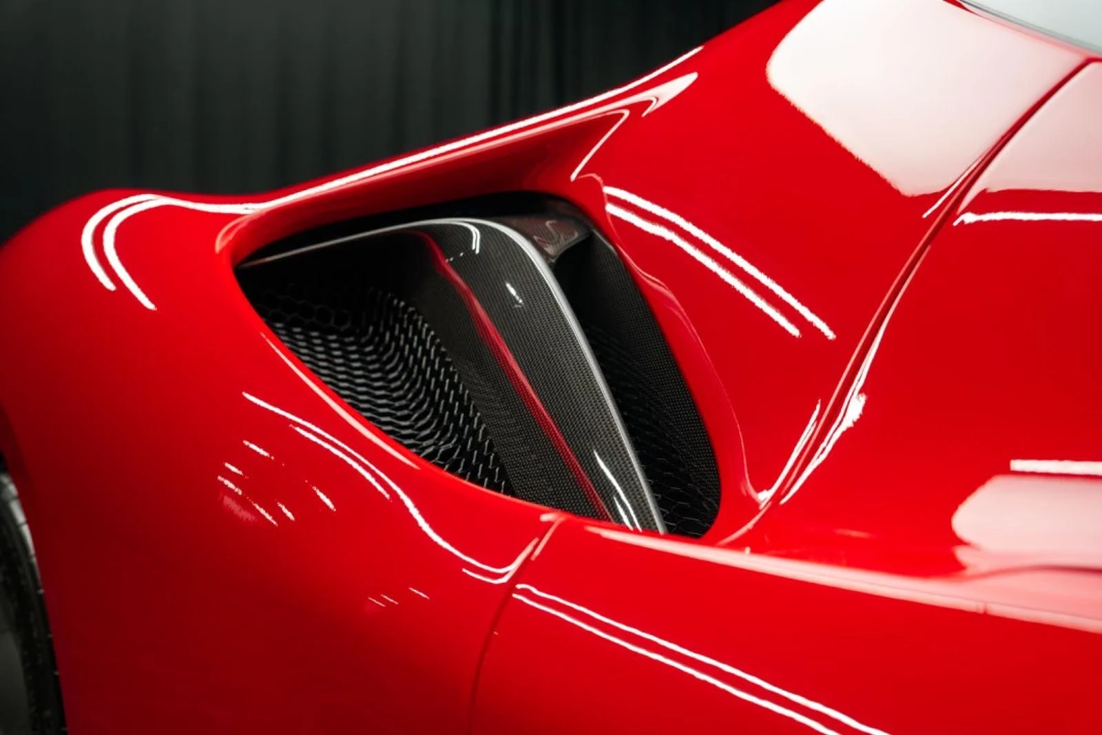 2021 Ferrari SF90 Stradale Assetto Fiorano, 8/24