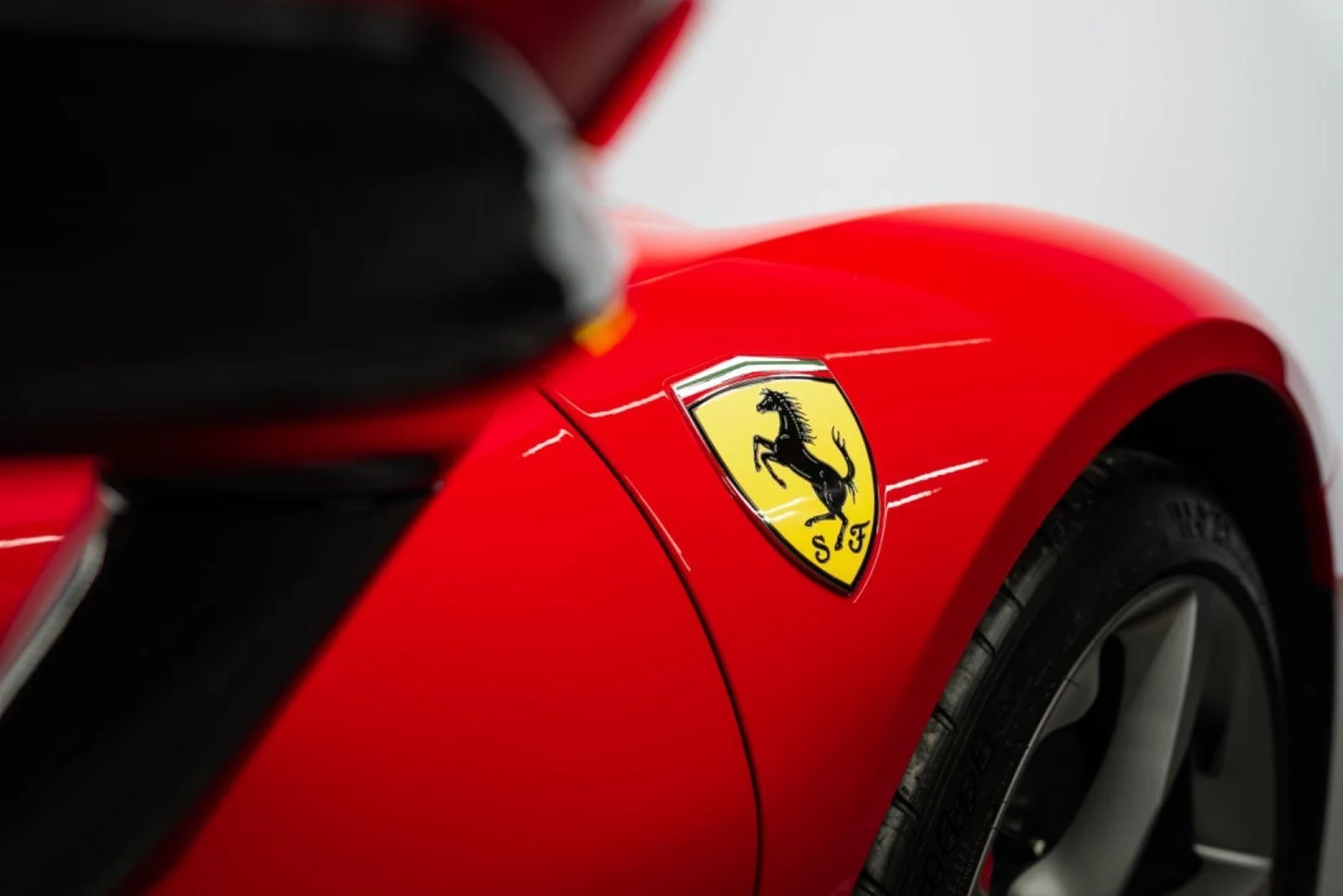 2021 Ferrari SF90 Stradale Assetto Fiorano, 9/24