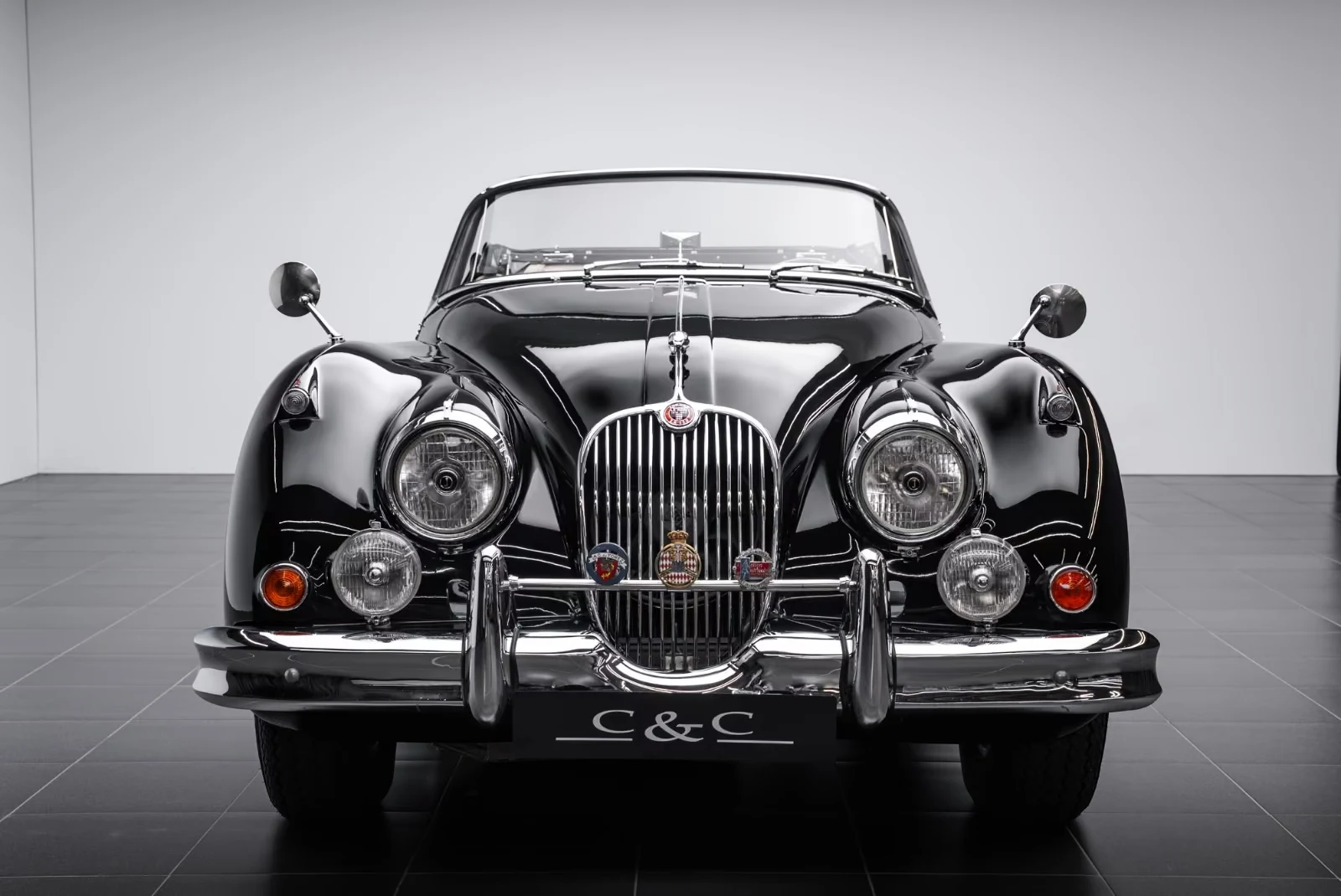 1959 Jaguar XK150 S 3.4 Roadster, 2/23