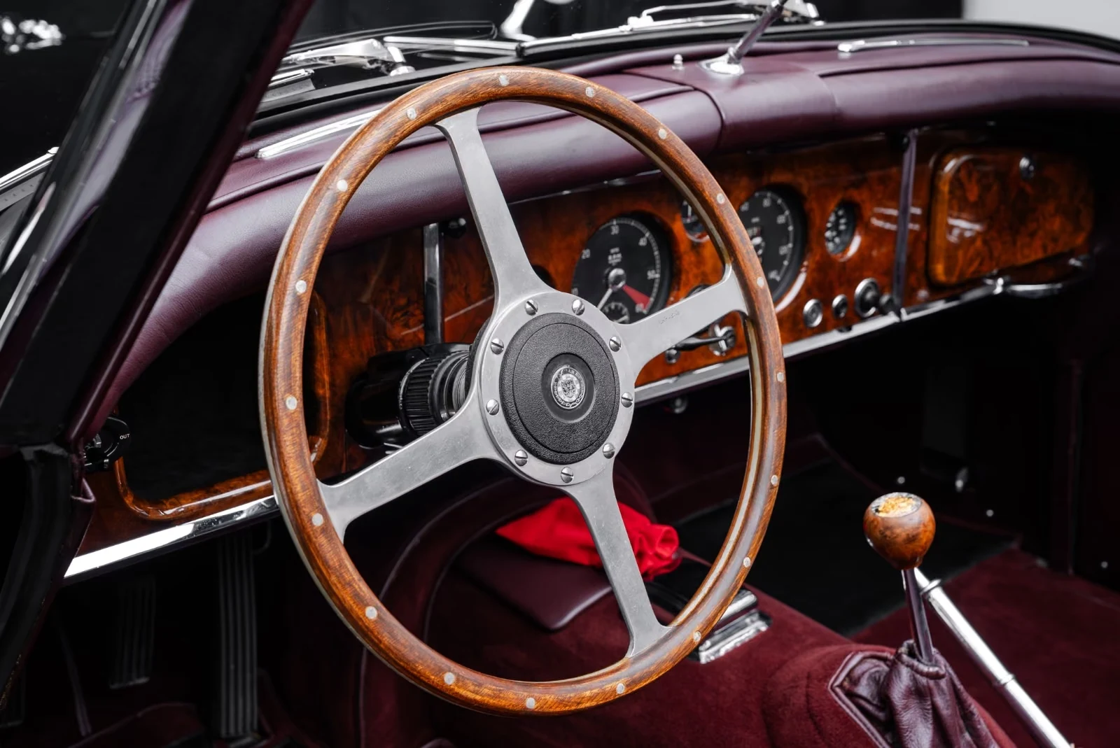 1959 Jaguar XK150 S 3.4 Roadster, 18/23