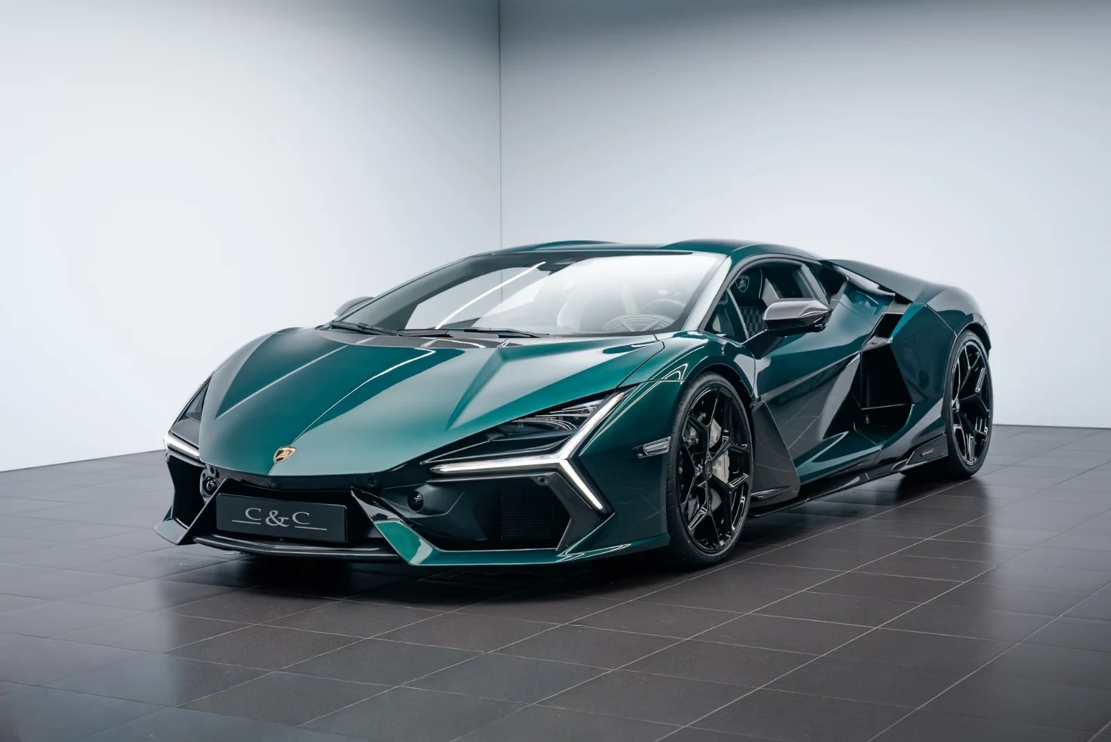 Lamborghini Revuelto | C&C Premium Cars