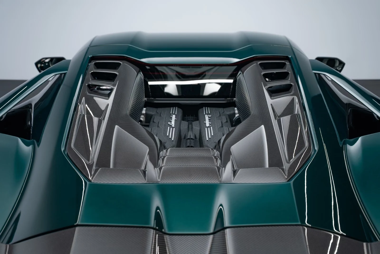 2026 Lamborghini Revuelto, 5/32