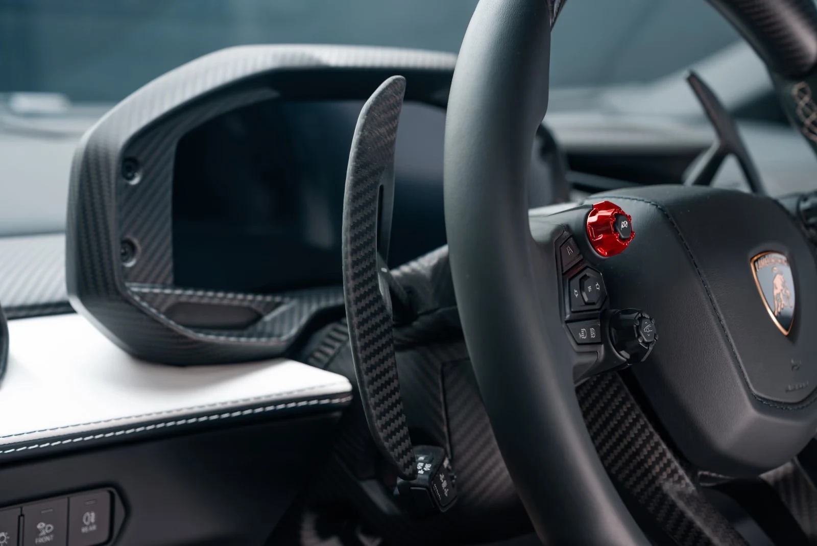 2026 Lamborghini Revuelto, 29/32