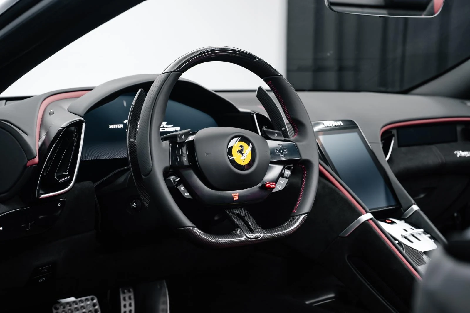 Ferrari Roma Spider, 17/27