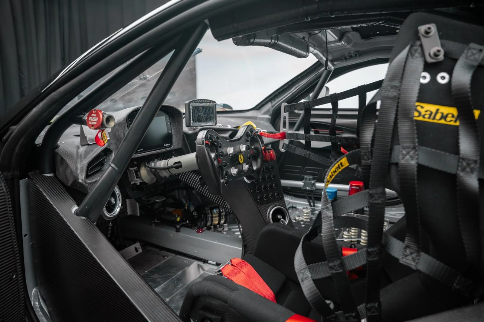 Ferrari 296 GT3, 15/29