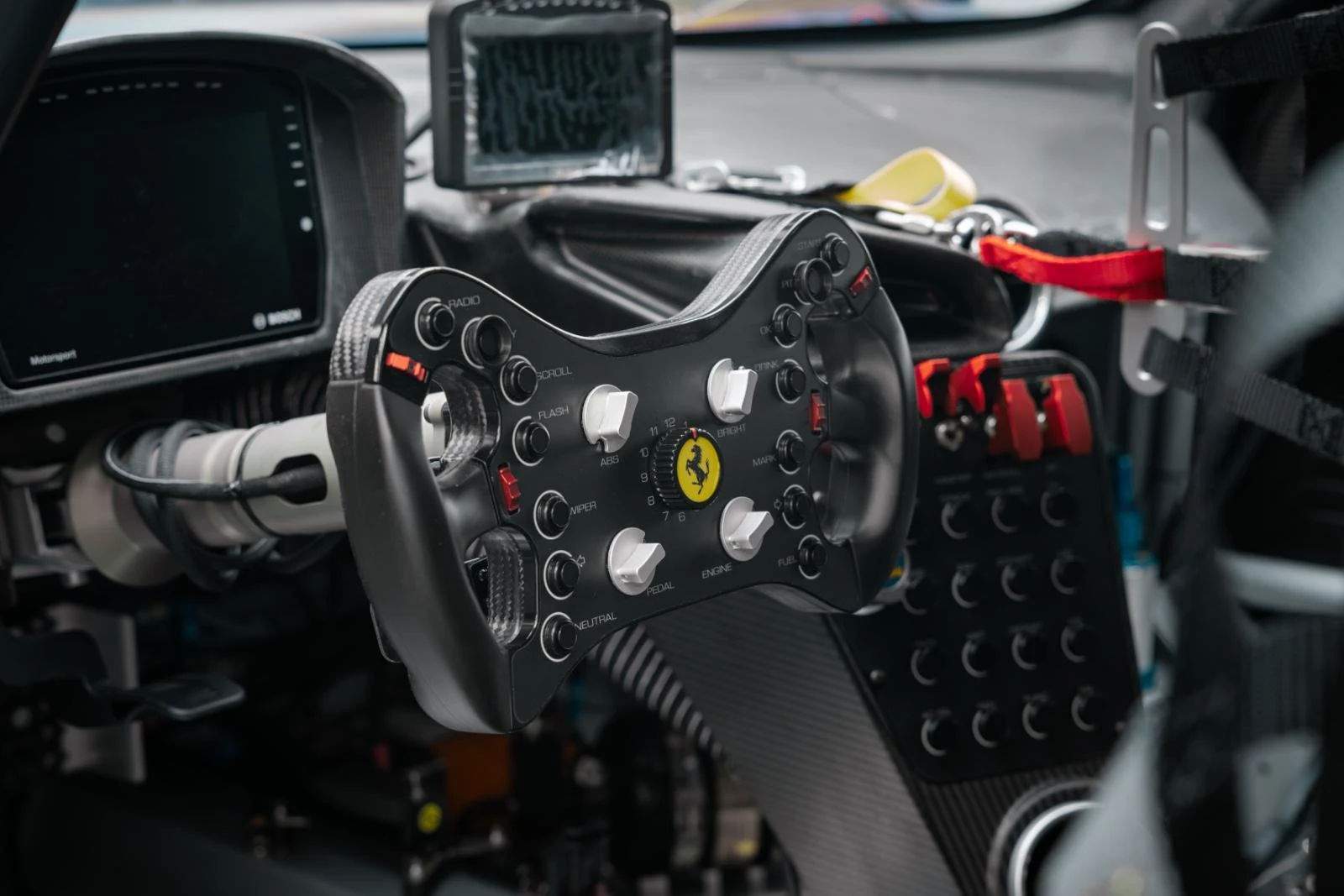 Ferrari 296 GT3, 17/29