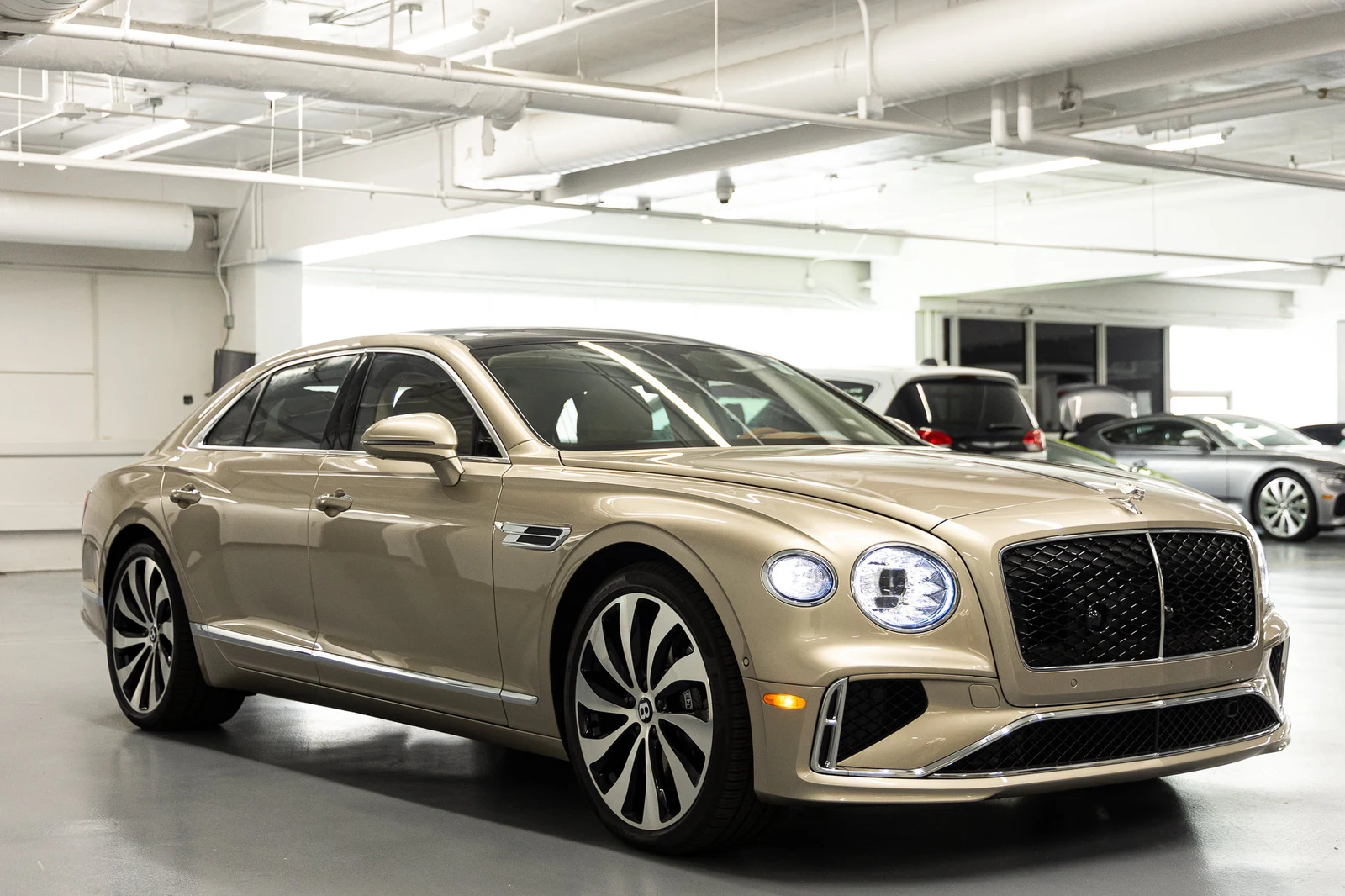 2026 Bentley Flying Spur V8 (4th Generation), 5/20