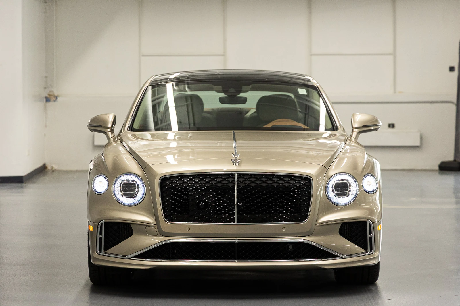 2026 Bentley Flying Spur V8 (4th Generation), 6/20