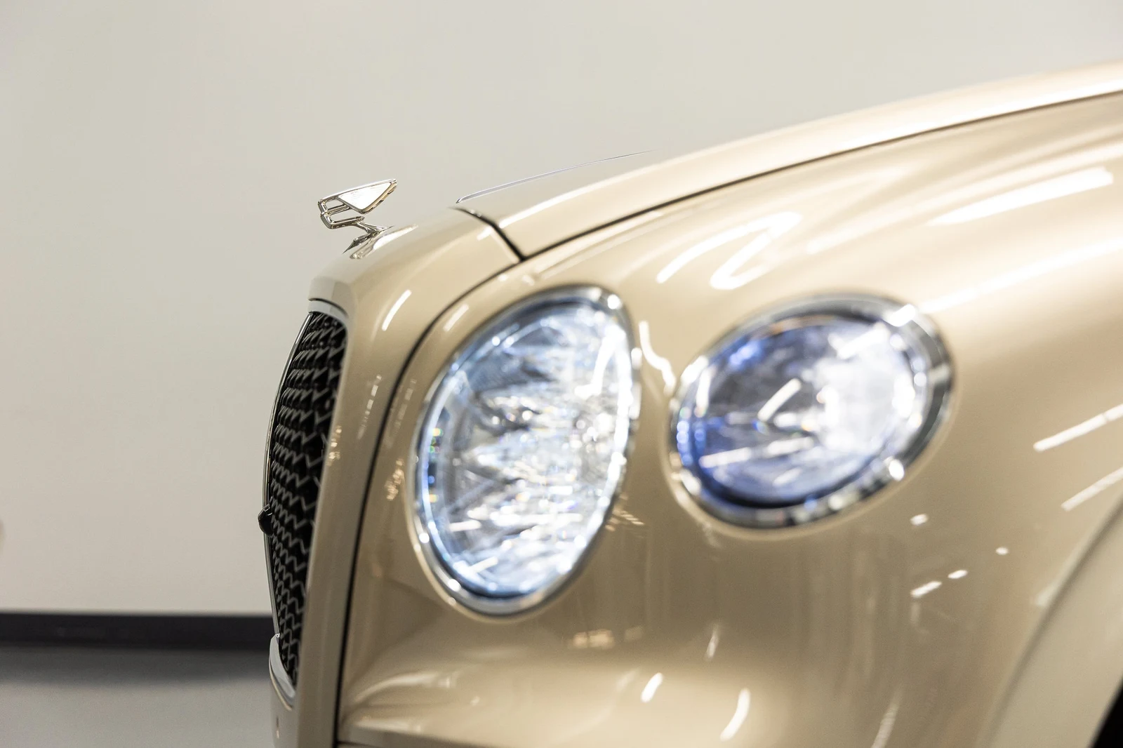 2026 Bentley Flying Spur V8 (4th Generation), 12/20