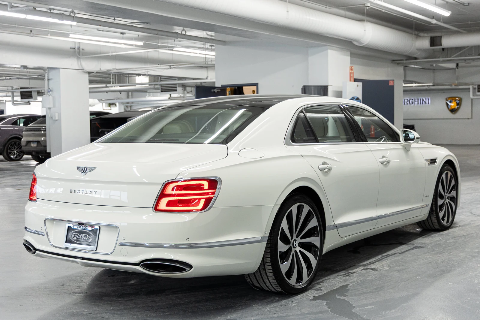 2026 Bentley Flying Spur Azure (4th Generation), 5/20