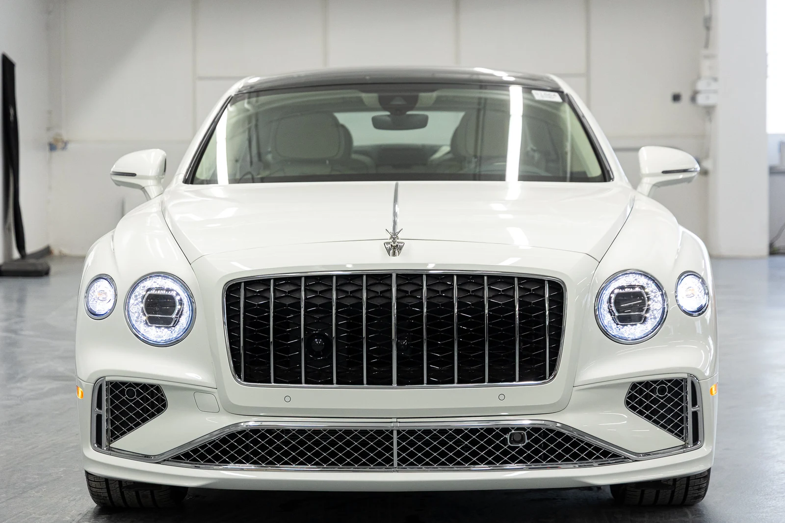 2026 Bentley Flying Spur Azure (4th Generation), 7/20