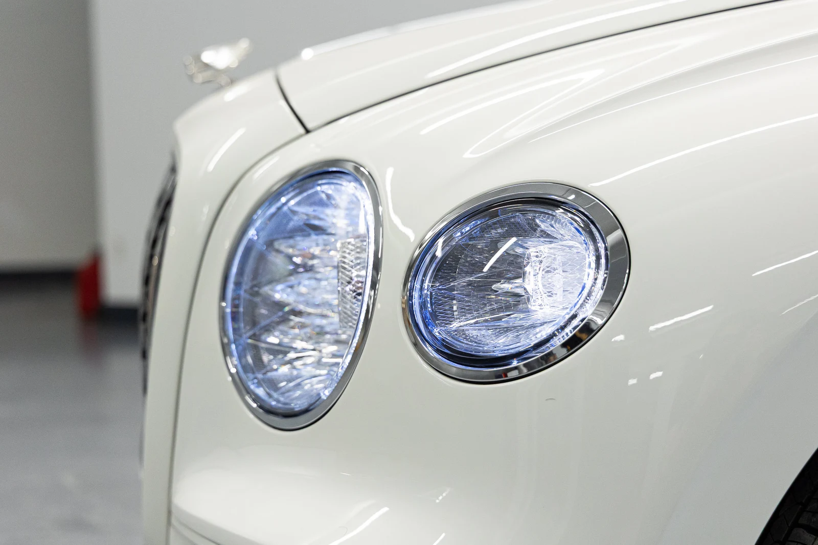 2026 Bentley Flying Spur Azure (4th Generation), 13/20