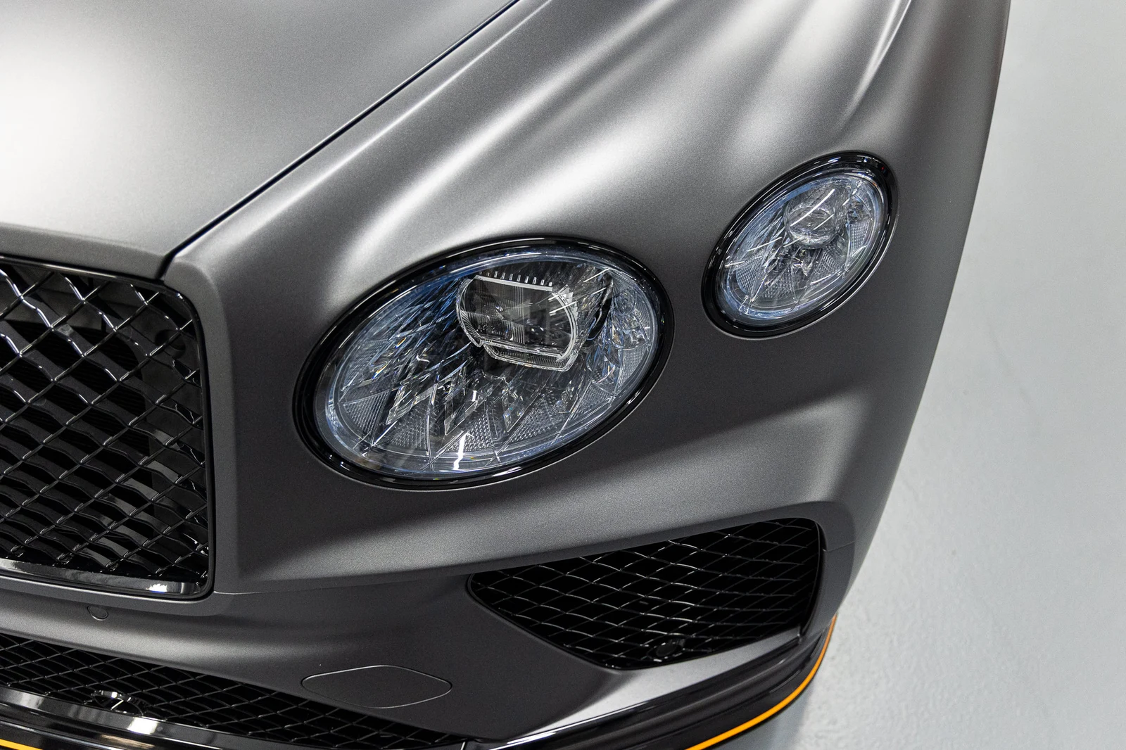 2026 Bentley Bentayga Speed V8, 13/20