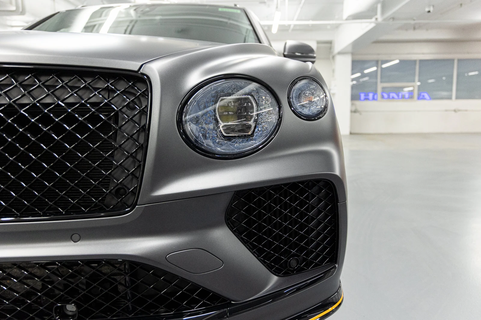 2026 Bentley Bentayga Speed V8, 14/20
