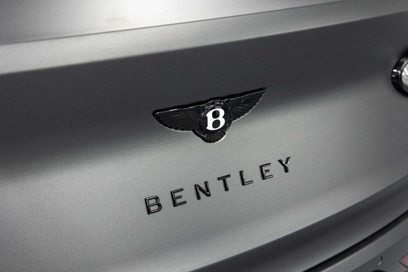 2026 Bentley Bentayga Speed V8, 19/20