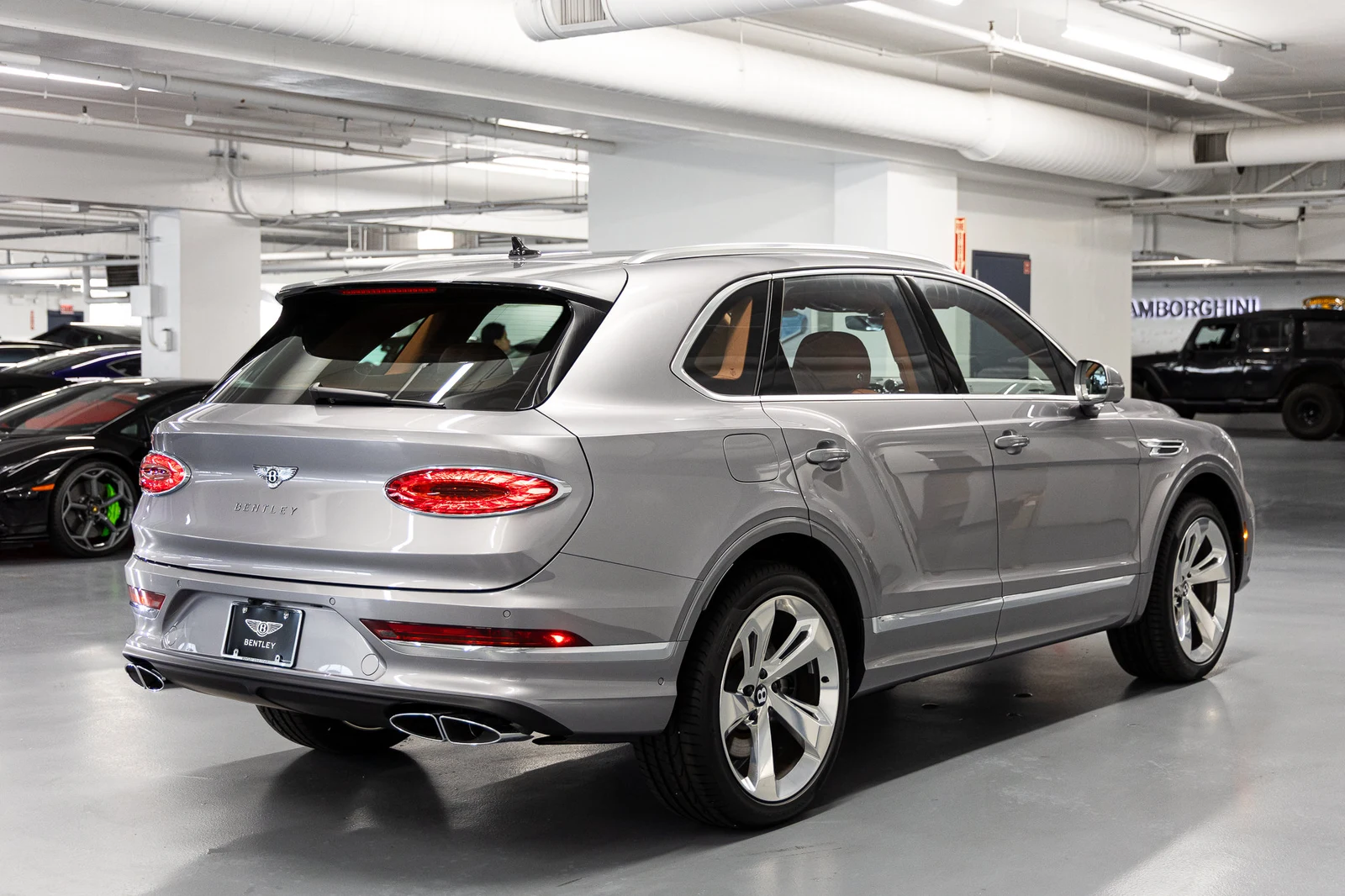 2026 Bentley Bentayga V8, 6/20