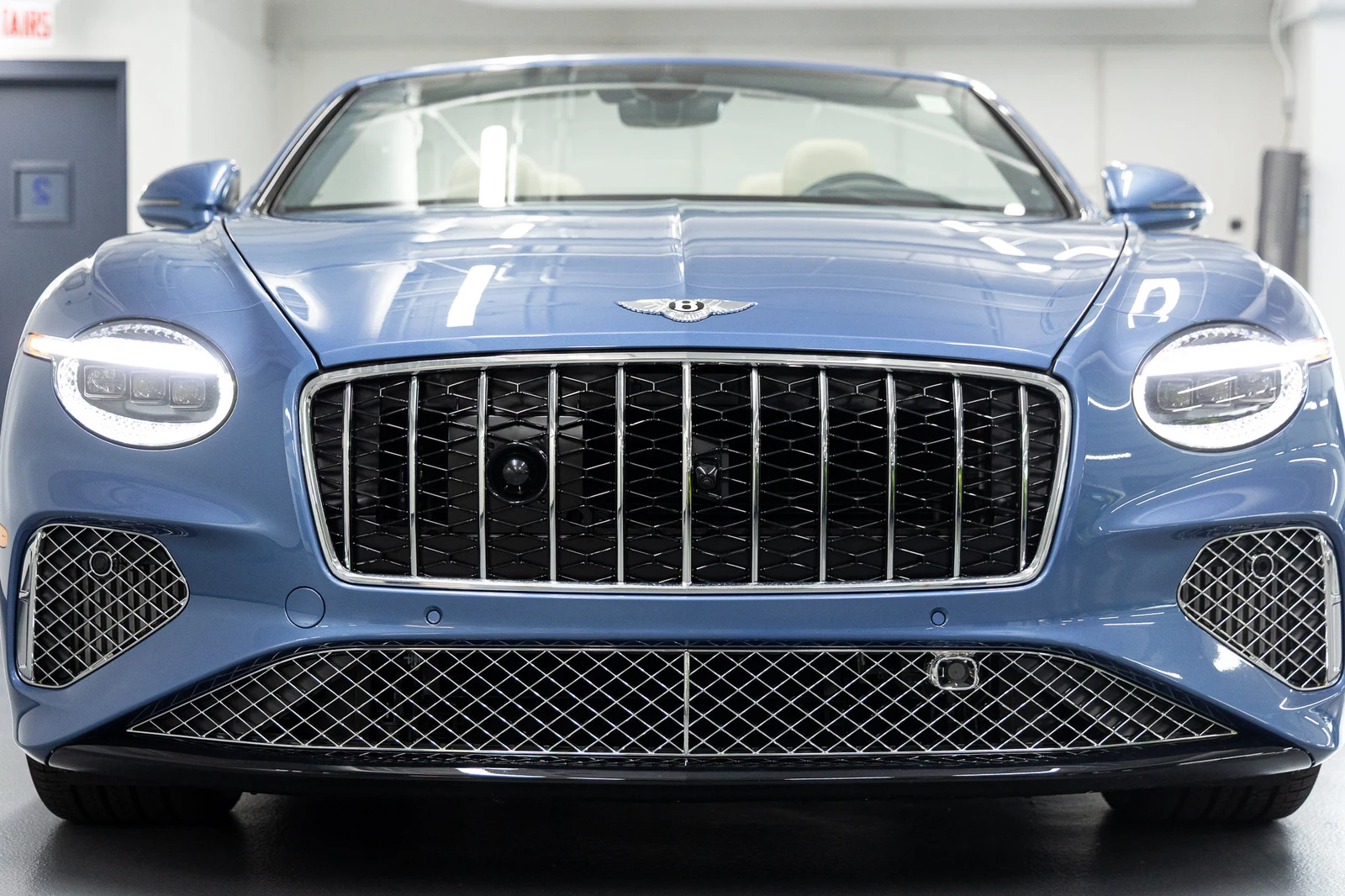 2026 Bentley Continental GTC Azure (4th Generation), 13/20