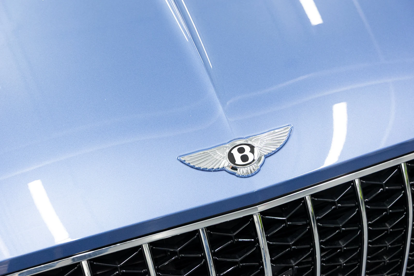 2026 Bentley Continental GTC Azure (4th Generation), 16/20