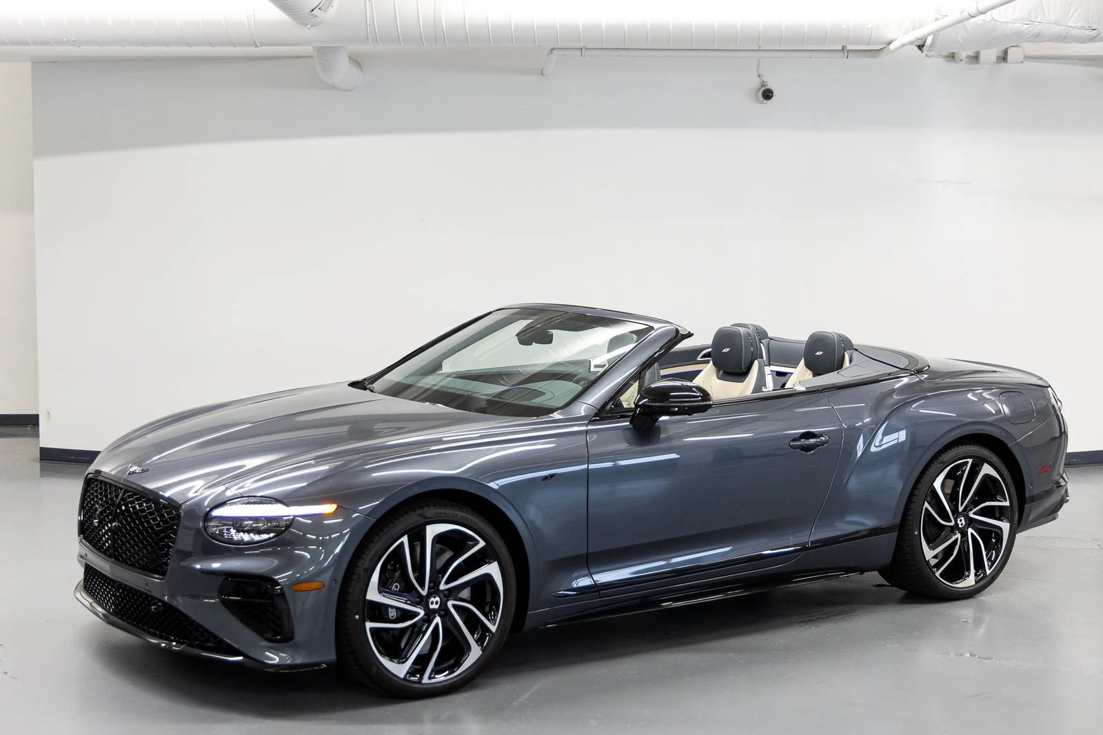 2026 Bentley Continental GTC S (4th Generation), 2/20