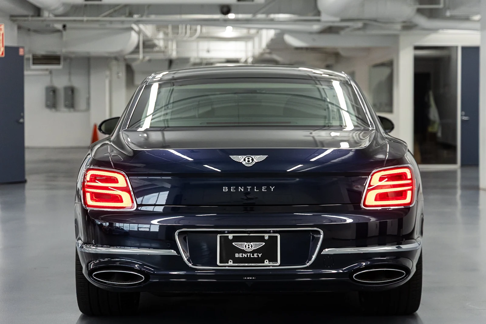 2026 Bentley Flying Spur V8 (4th Generation), 4/20