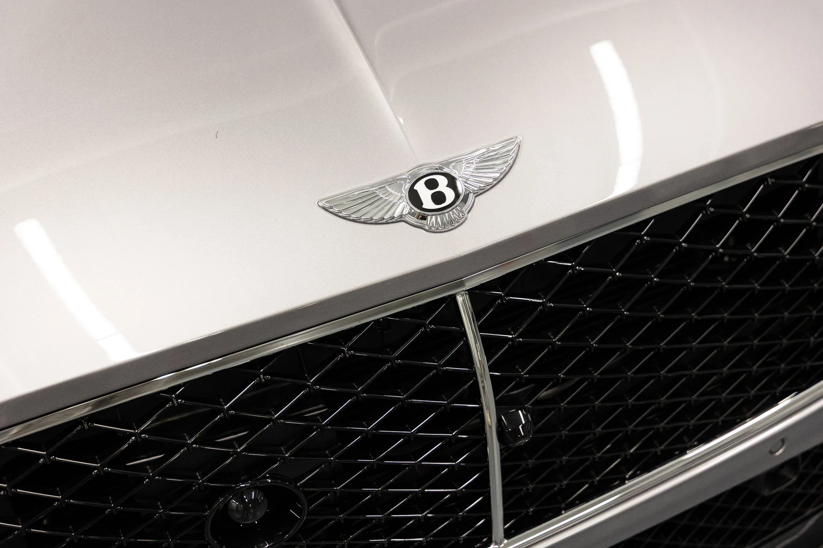 2026 Bentley Continental GT V8 High Performance Hybrid (4th Generation), 11/20