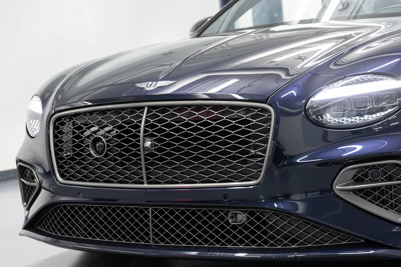 2025 Bentley Continental GTC Speed First Edition (V8 Hybrid), 11/20