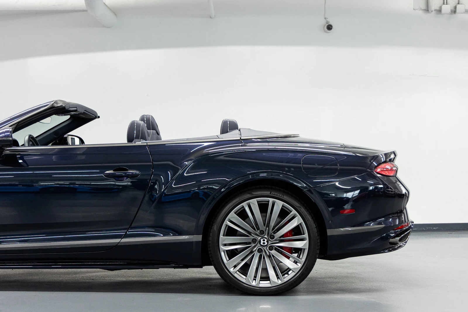 2025 Bentley Continental GTC Speed First Edition (V8 Hybrid), 13/20