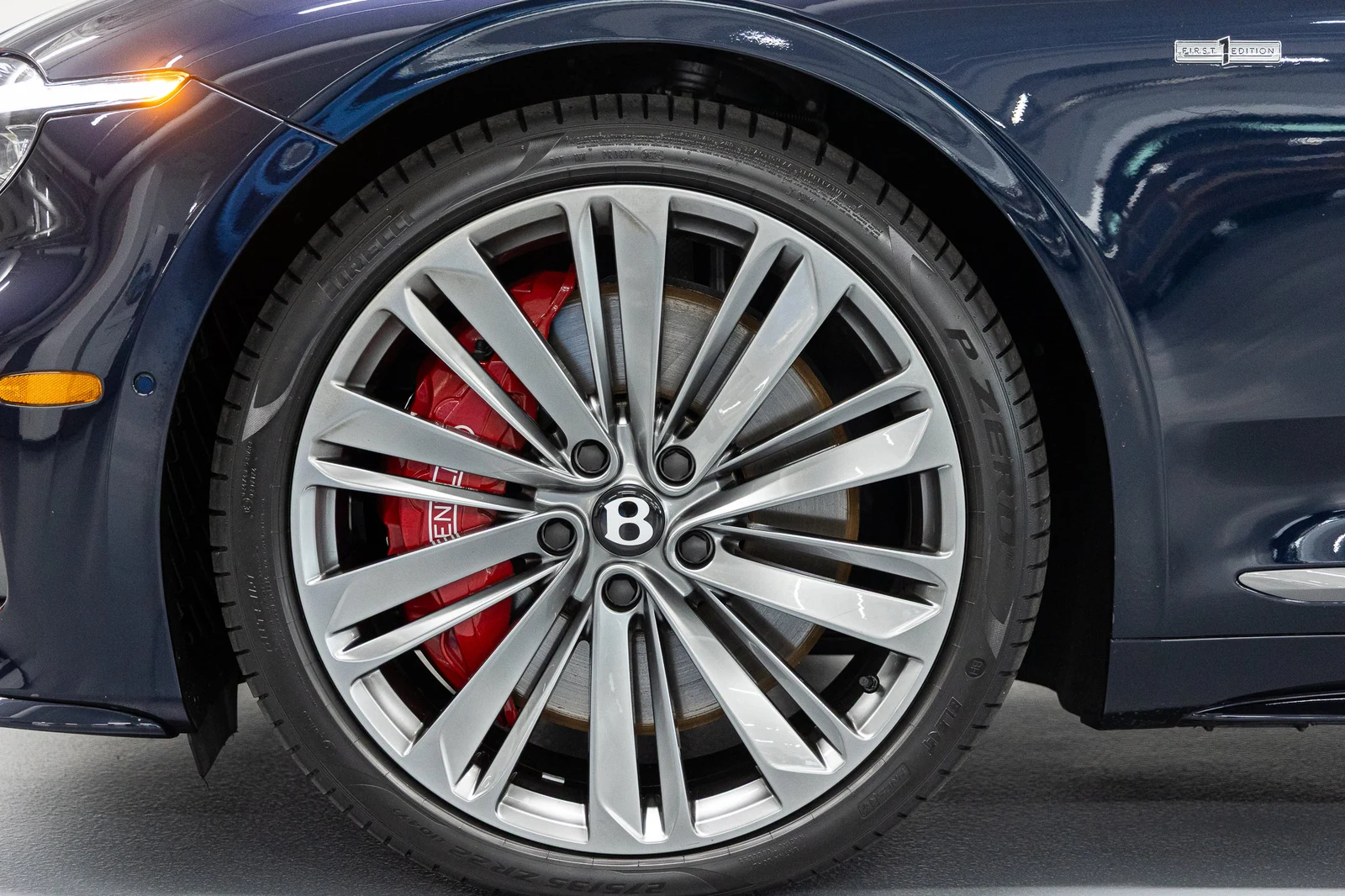 2025 Bentley Continental GTC Speed First Edition (V8 Hybrid), 19/20