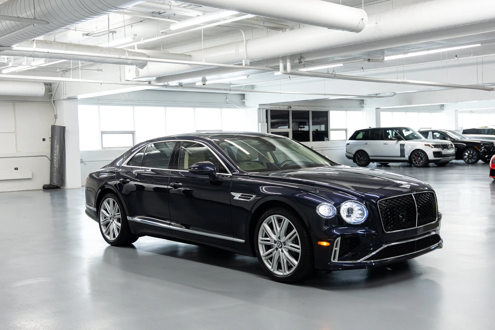 2026 Bentley Flying Spur V8 (4th Generation), 8/20