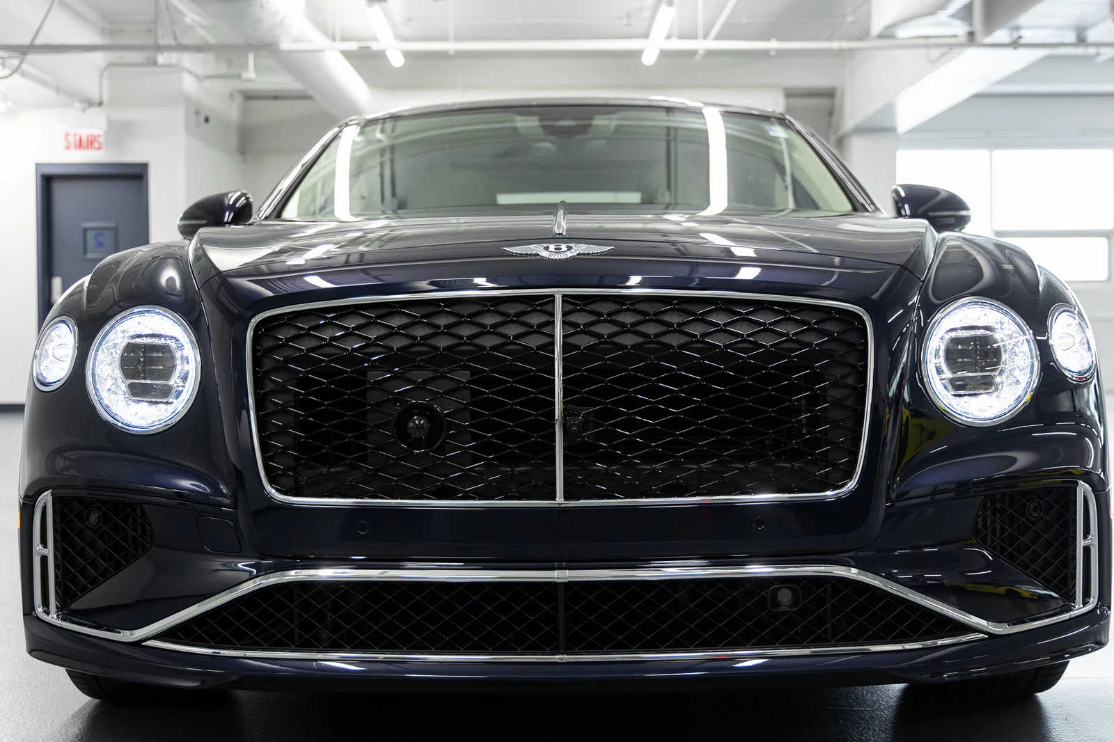 2026 Bentley Flying Spur V8 (4th Generation), 11/20