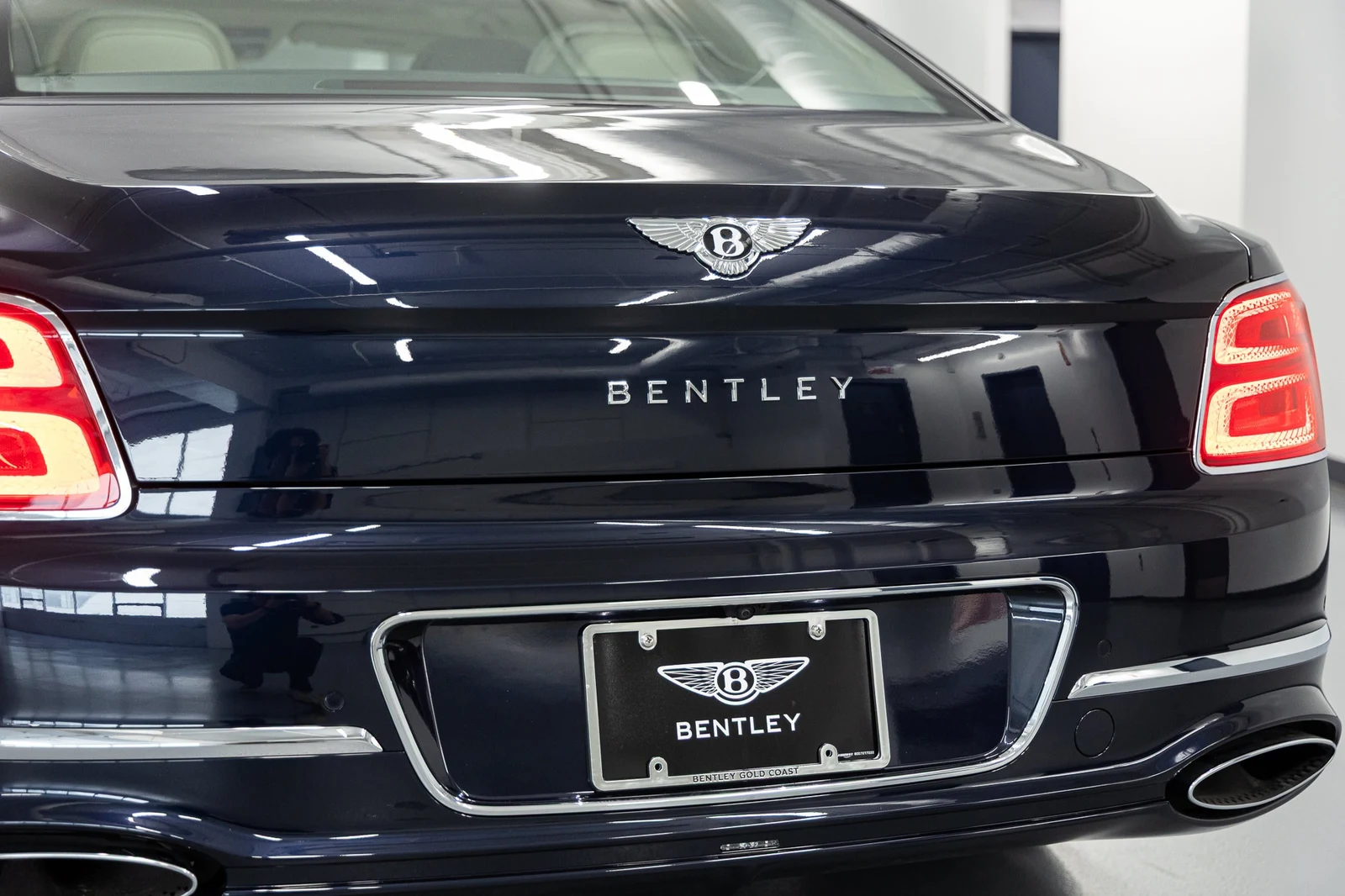2026 Bentley Flying Spur V8 (4th Generation), 18/20
