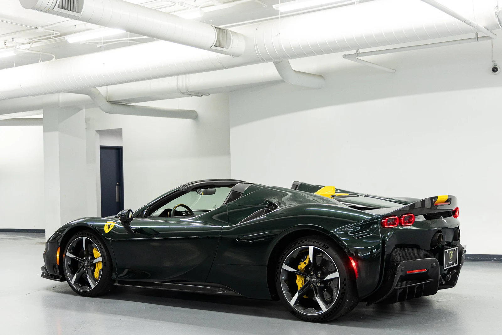 2025 Ferrari SF90 Spider Assetto Fiorano, 7/20