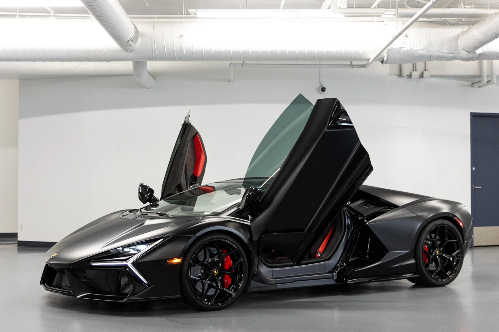 2024 Lamborghini Revuelto, 2/20