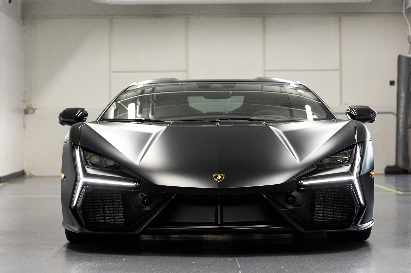 2024 Lamborghini Revuelto, 15/20